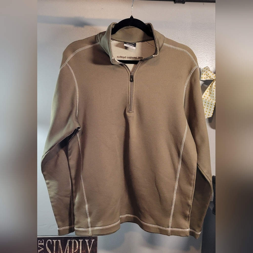Nike Tan quarter Zip Up Sweater with Stand Up Collar and Long Sleeves